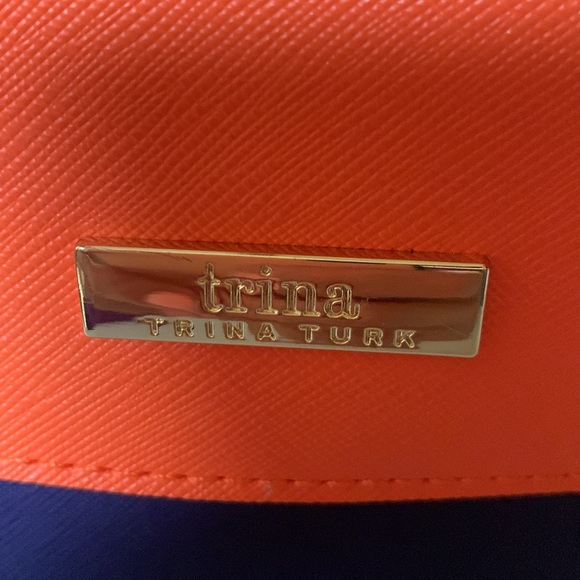 Trina Turk small purse 8x7 inches - Picture 2 of 7